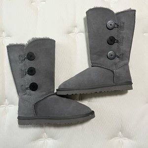 Gray Ugg boots